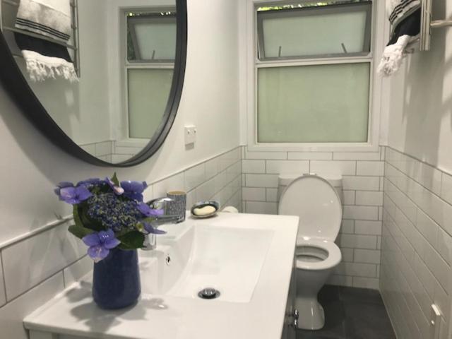 Hahei Kereru Cottage Экстерьер фото