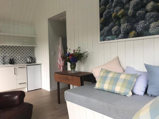 Hahei Kereru Cottage Экстерьер фото